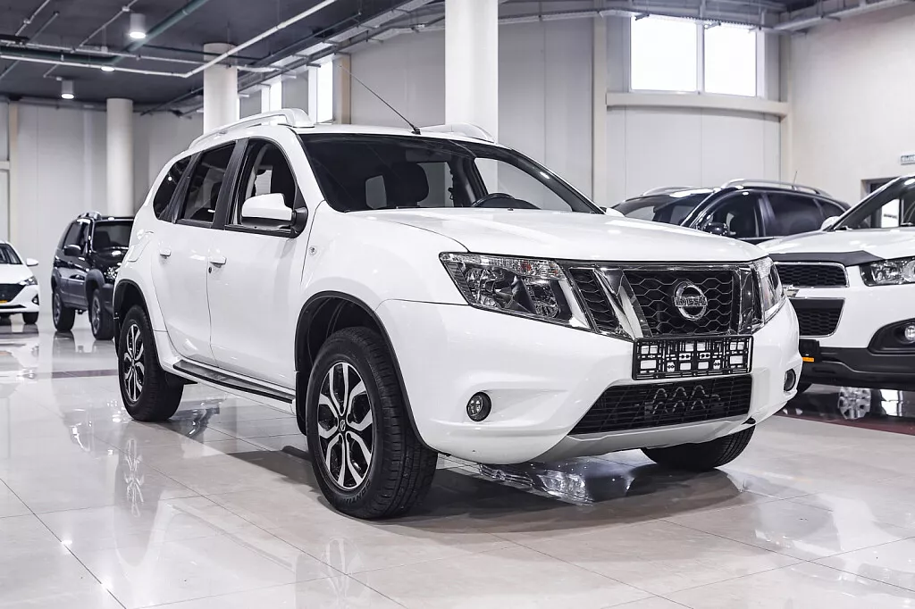 Купить Terrano с пробегом