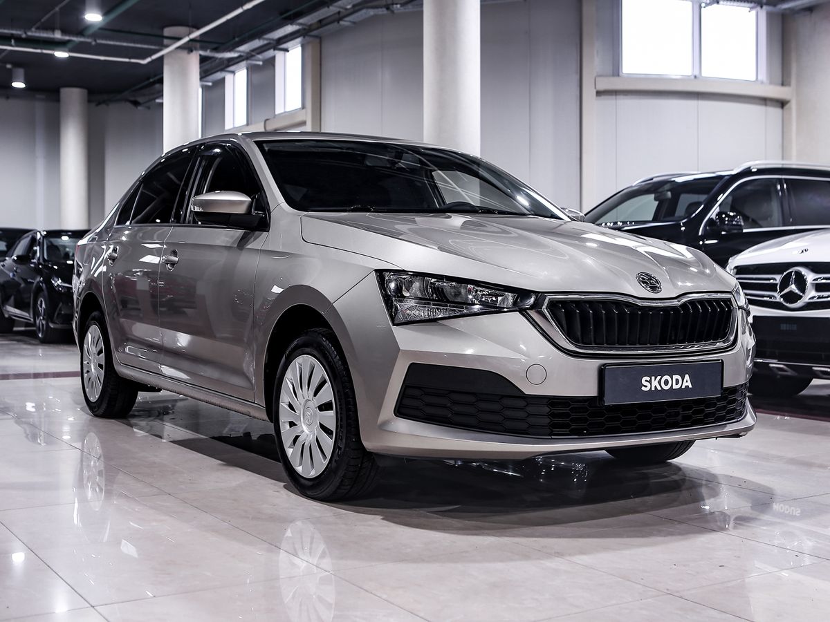 Купить Rapid с пробегом