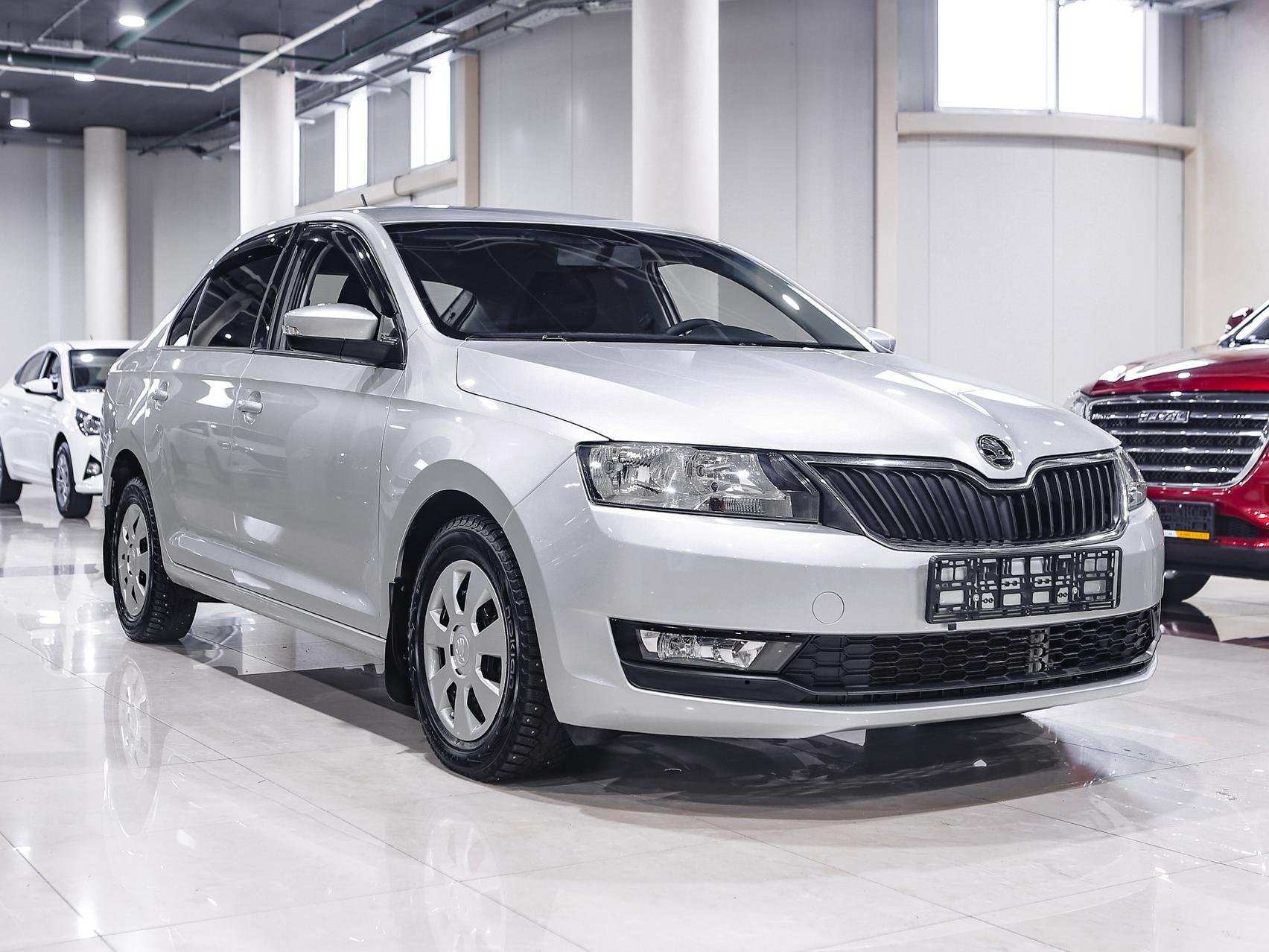 Купить Rapid с пробегом